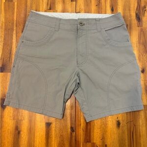 Men's Tan Flat Front Shorts